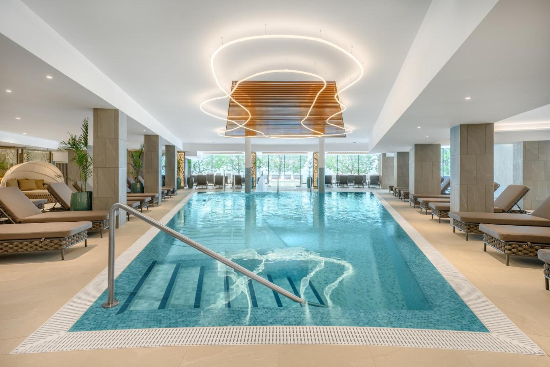 Kenese Bay Garden Resort & Conference Balatonkenese Ngoại thất bức ảnh